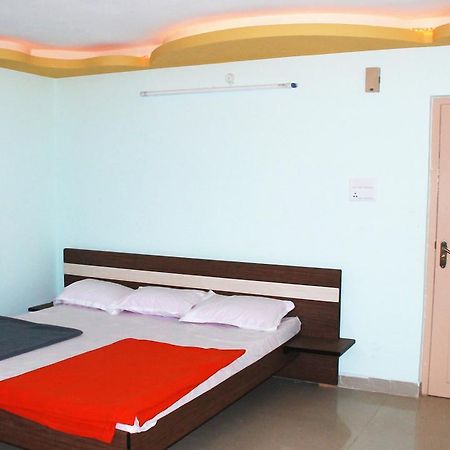 Ramas Residency Villa ศรีกาลาฮาสตี ภายนอก รูปภาพ