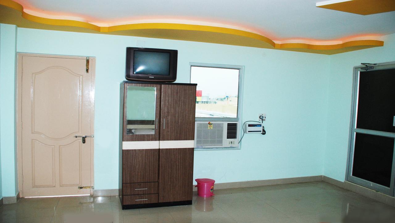 Ramas Residency Villa ศรีกาลาฮาสตี ภายนอก รูปภาพ